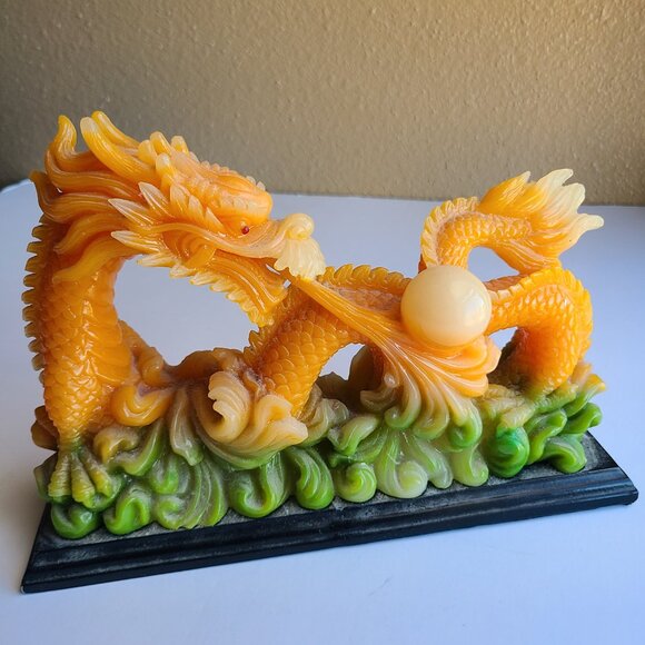 Chinese Dragon Holding Crystal - Picture 5 of 5